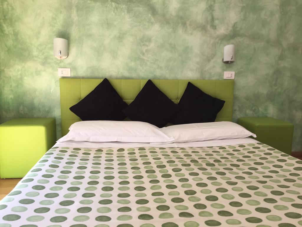 Kerry Blu B&B Bari Quarto foto
